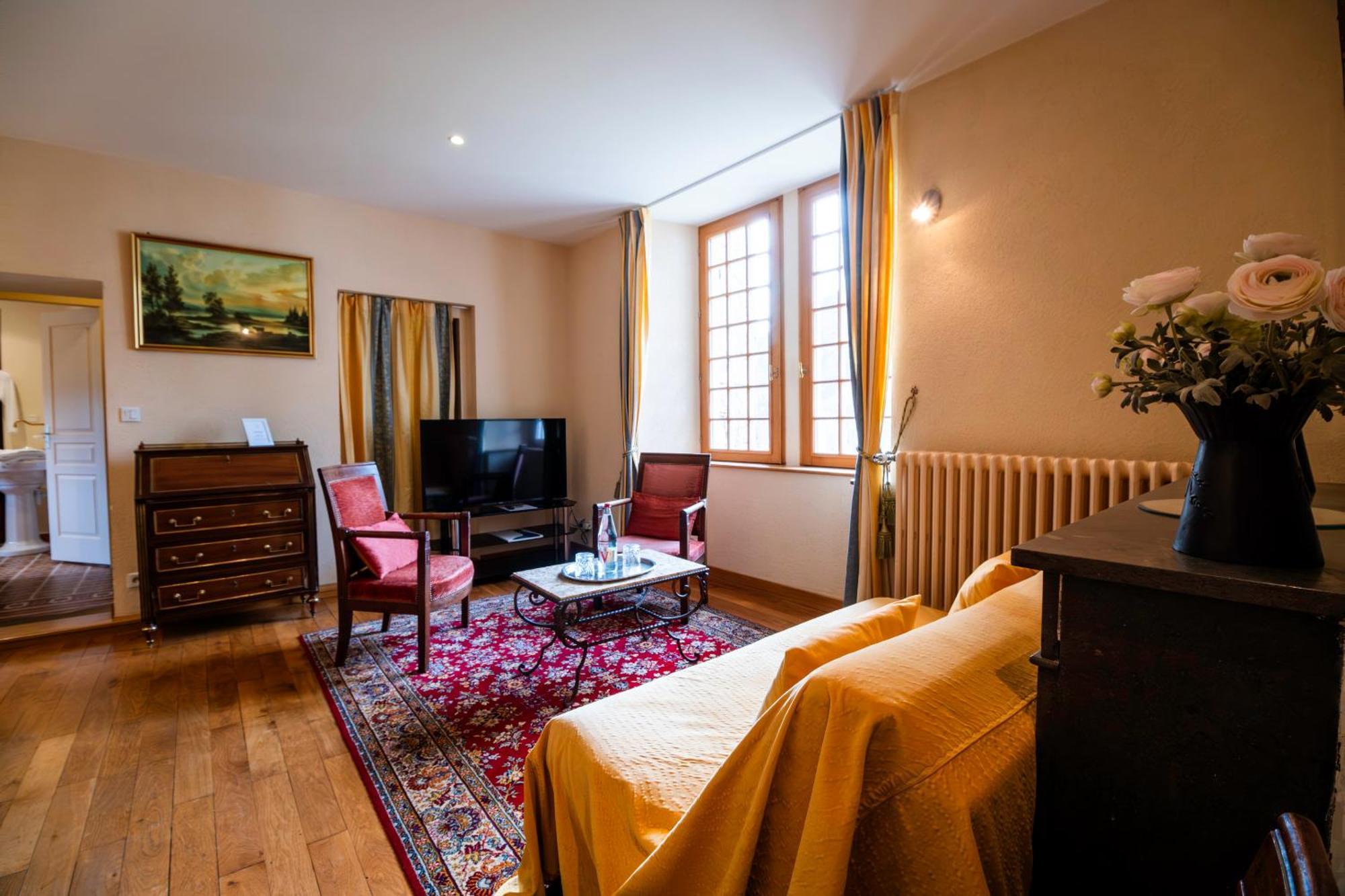 Chateau De Hotel *